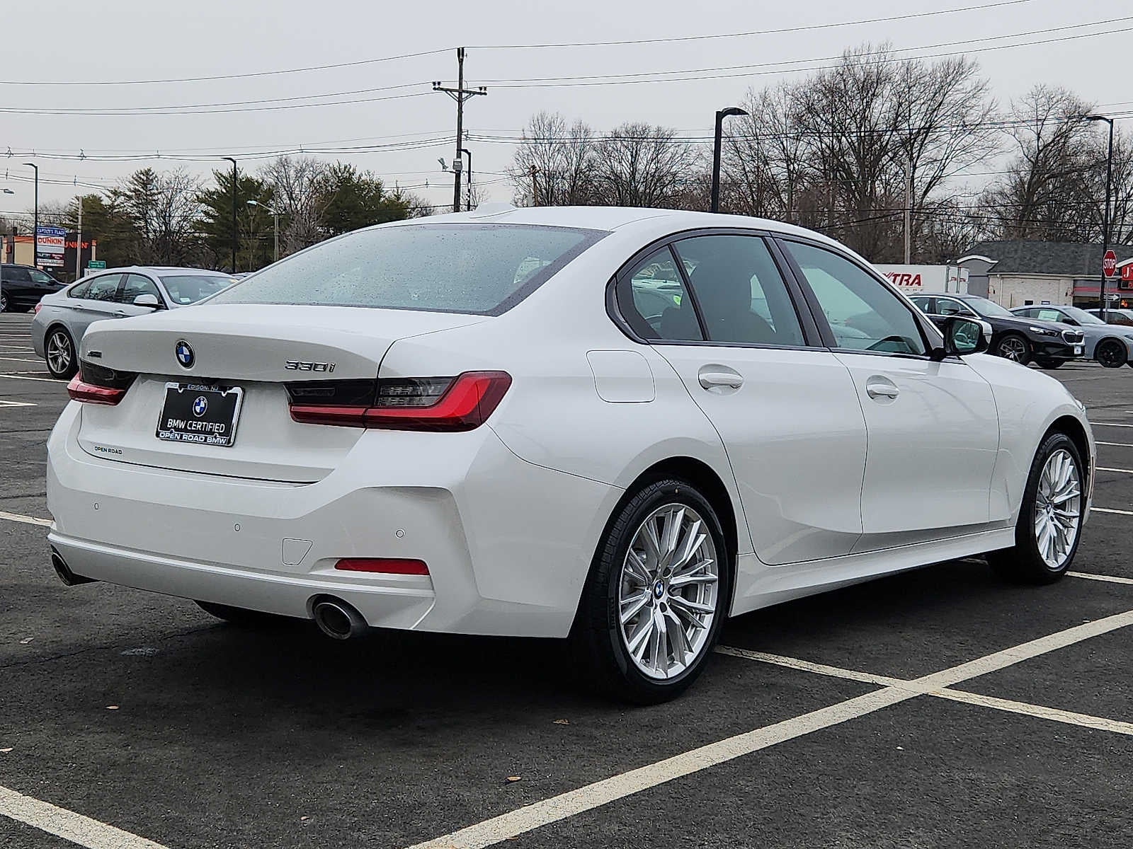 2023 BMW 3 Series 330i xDrive Sedan