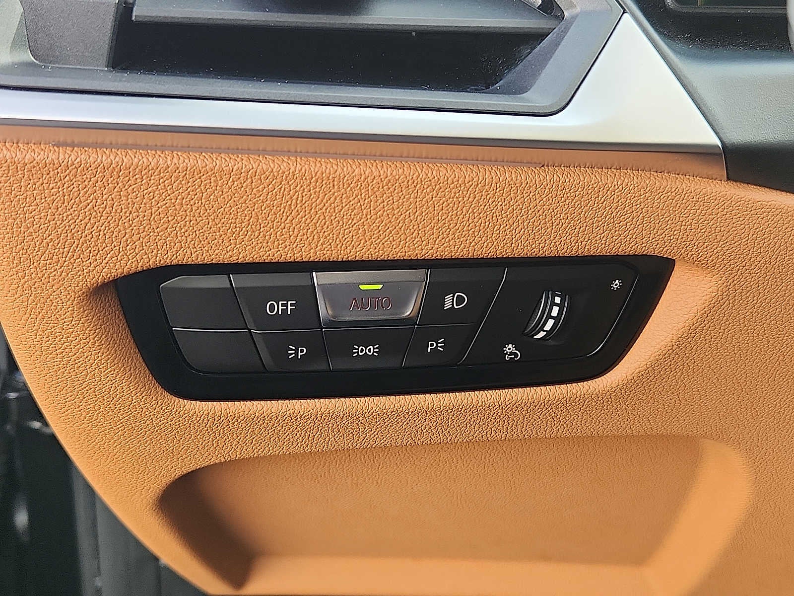 2023 BMW 3 Series 330i xDrive Sedan