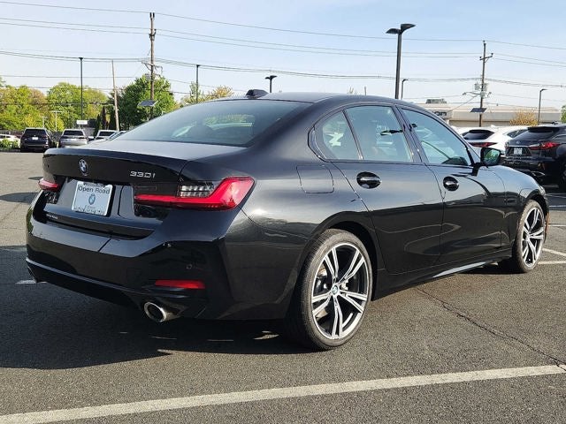 2023 BMW 3 Series 330i xDrive Sedan