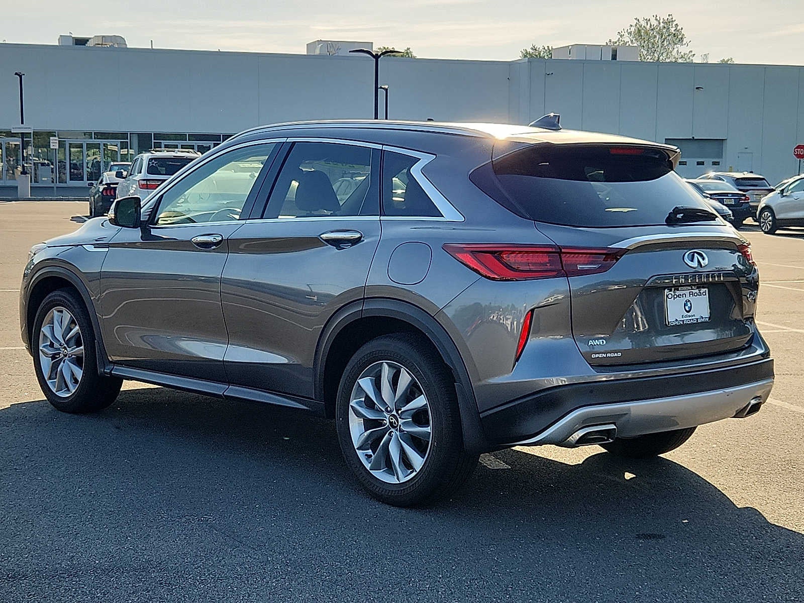 2022 INFINITI QX50 LUXE AWD