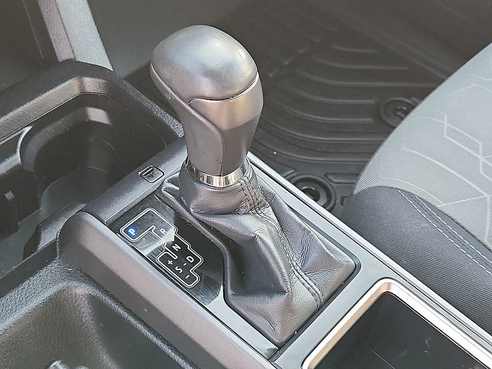 2022 Toyota Tacoma TRD Sport Double Cab 6 Bed V6 AT