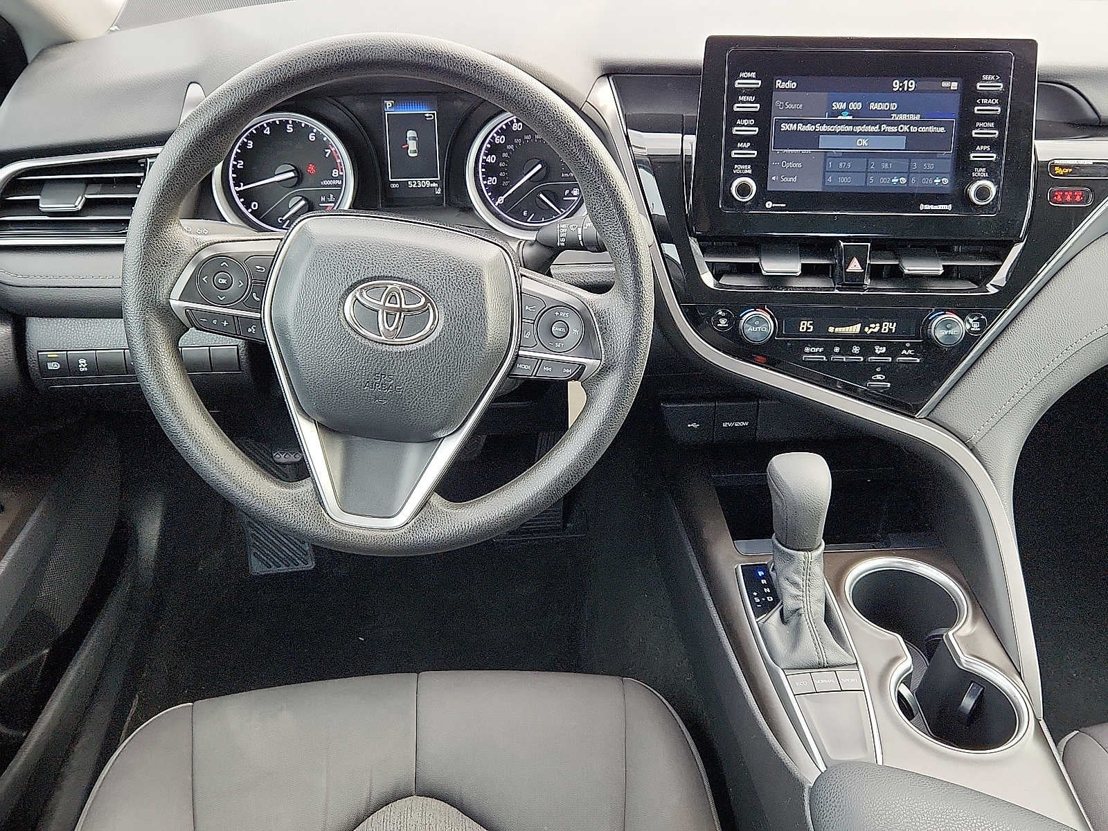 2022 Toyota Camry LE Auto