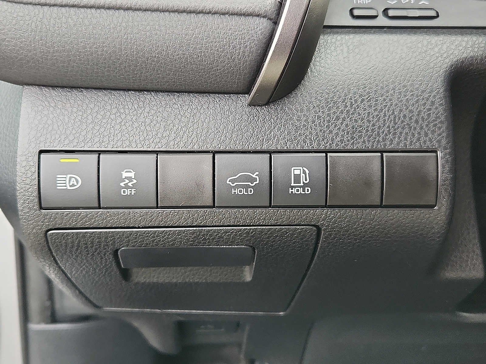 2022 Toyota Camry LE Auto