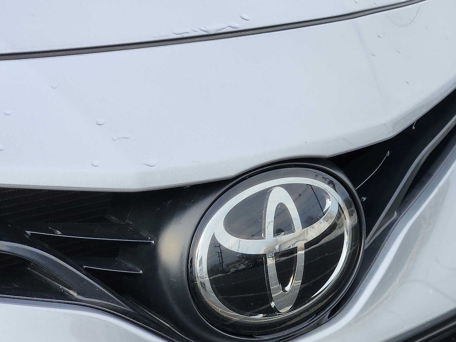 2022 Toyota Camry LE Auto