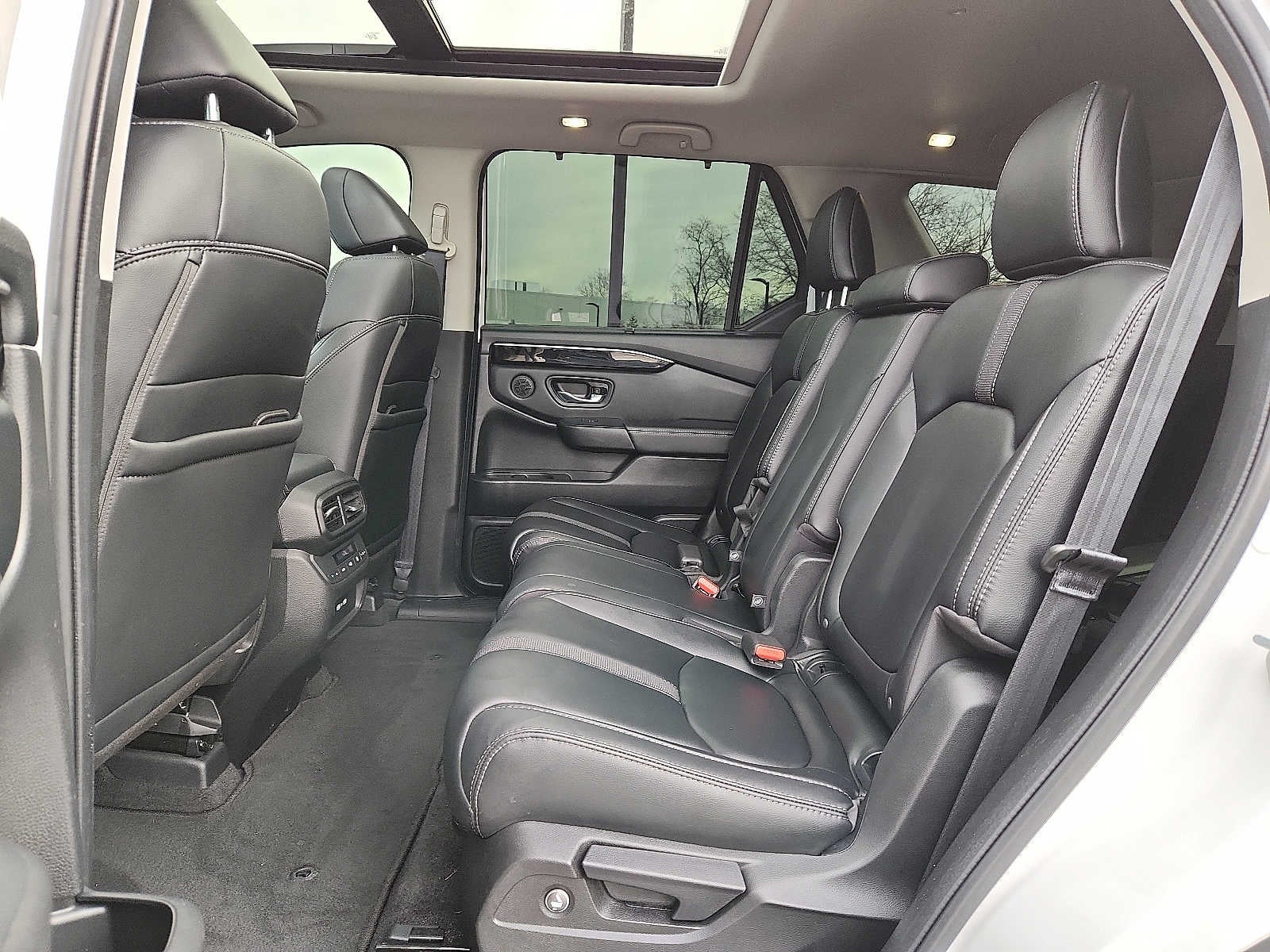 2023 Honda Pilot Touring AWD