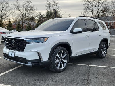 2023 Honda Pilot Touring AWD