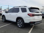 2023 Honda Pilot Touring AWD