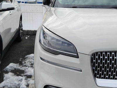 2022 Lincoln Aviator Standard AWD