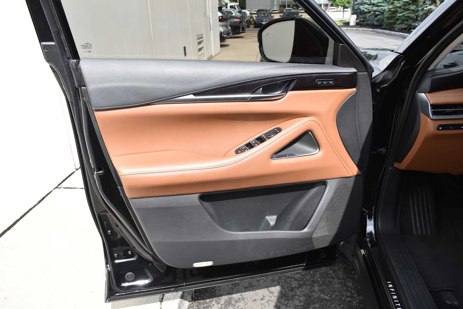 2023 INFINITI QX60 SENSORY AWD