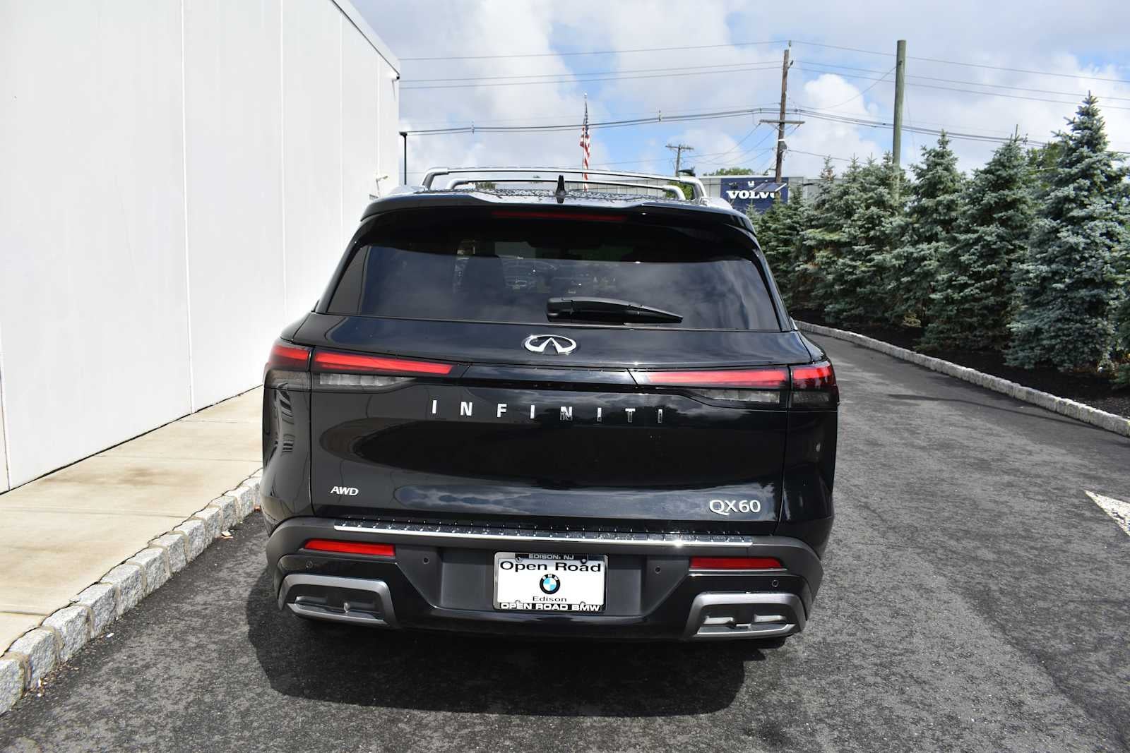 2023 INFINITI QX60 SENSORY AWD