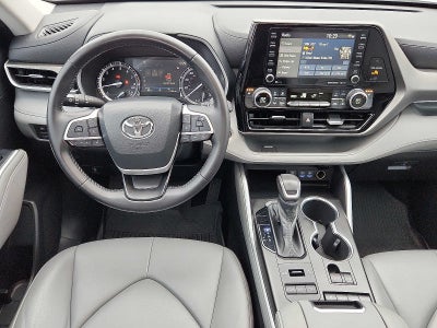 2022 Toyota Highlander XLE AWD
