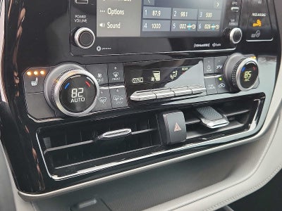 2022 Toyota Highlander XLE AWD