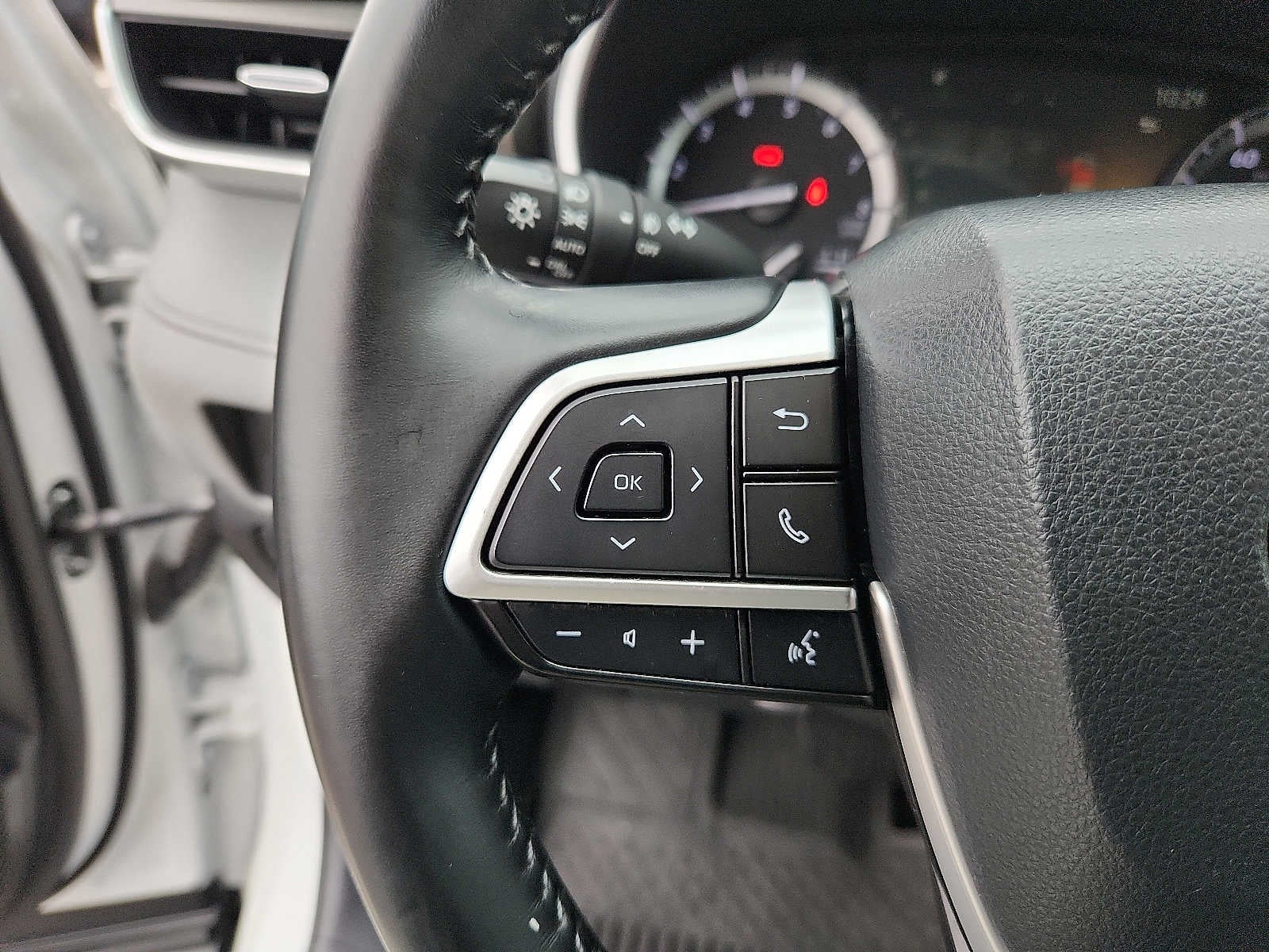 2022 Toyota Highlander XLE AWD