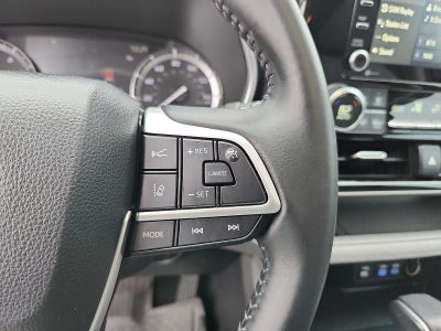 2022 Toyota Highlander XLE AWD