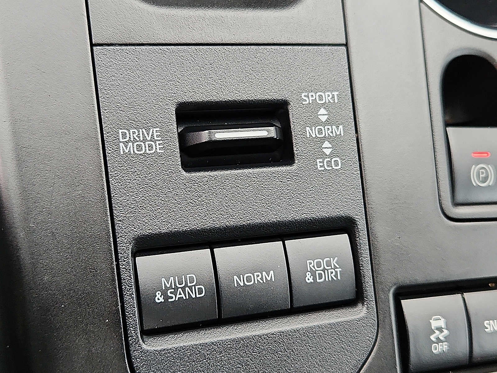 2022 Toyota Highlander XLE AWD