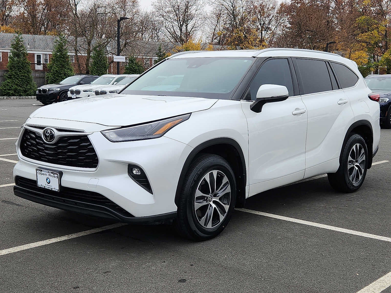 2022 Toyota Highlander XLE AWD