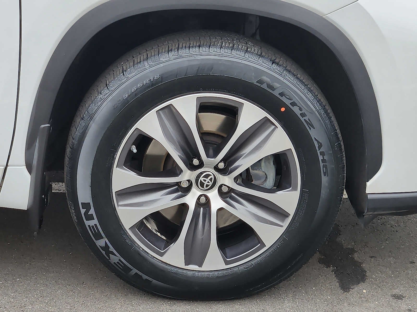 2022 Toyota Highlander XLE AWD