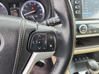 2014 Toyota Highlander AWD 4dr V6 XLE