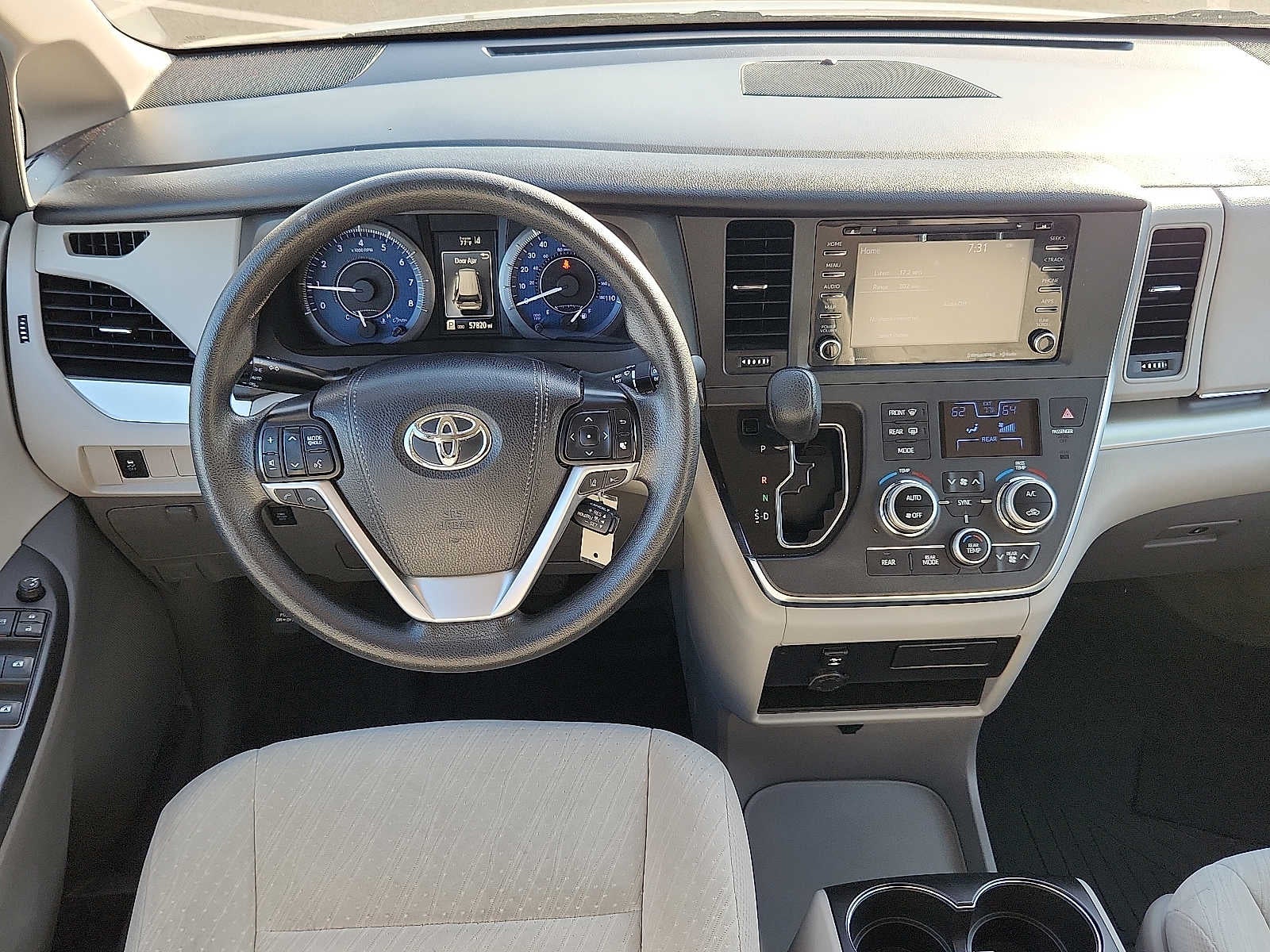 2019 Toyota Sienna LE AWD 7-Passenger