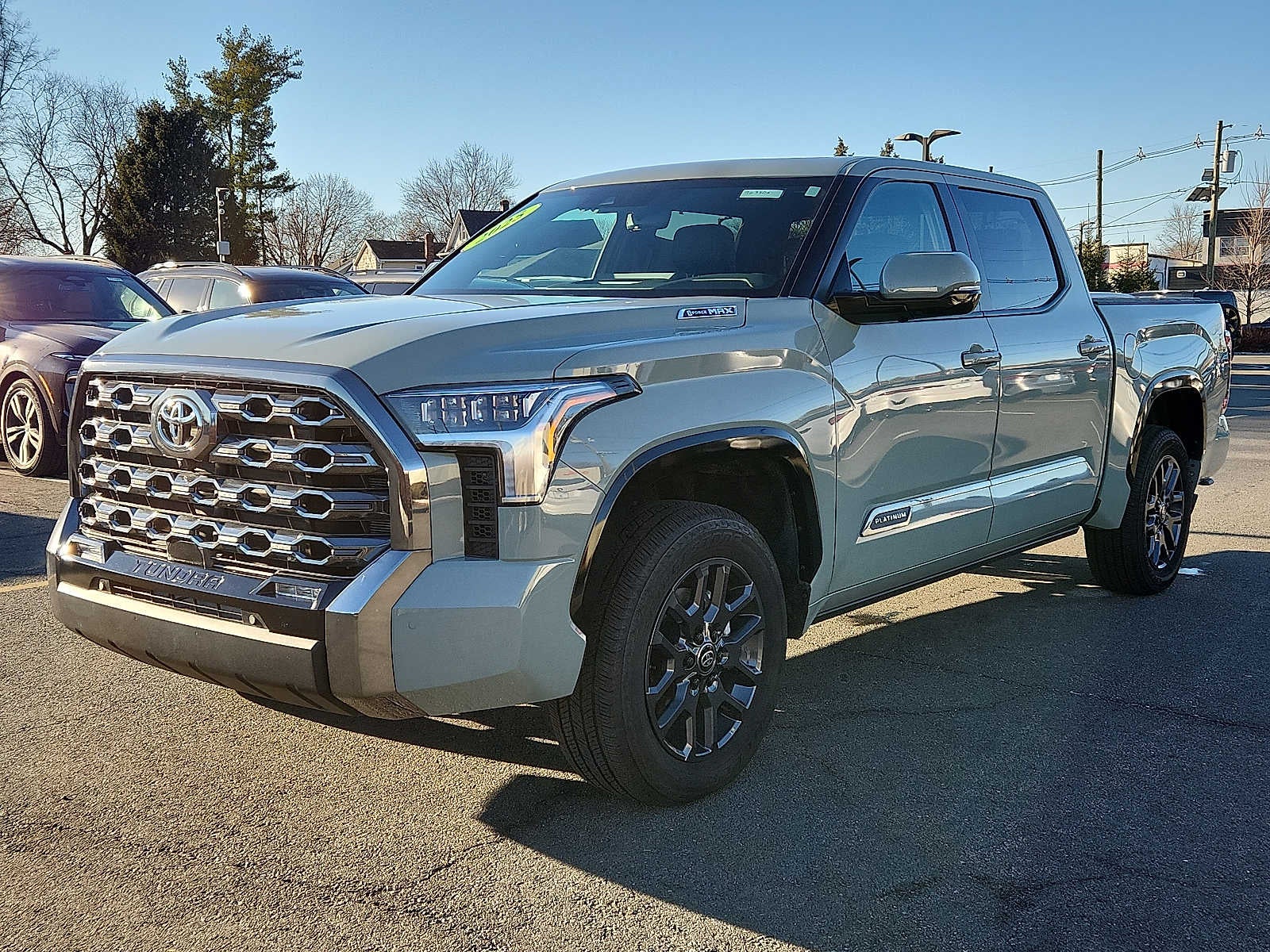 2025 Toyota Tundra Platinum Hybrid CrewMax 5.5 Bed