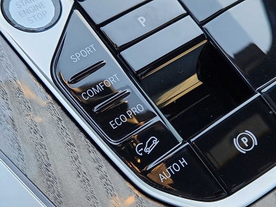 2023 BMW X7 xDrive40i Sports Activity Vehicle