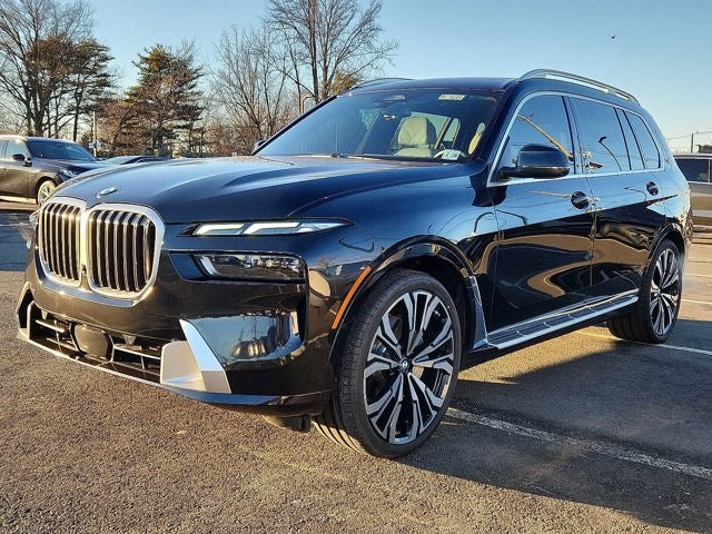 2023 BMW X7 xDrive40i Sports Activity Vehicle