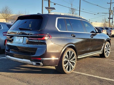 2023 BMW X7 xDrive40i Sports Activity Vehicle
