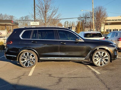 2023 BMW X7 xDrive40i Sports Activity Vehicle