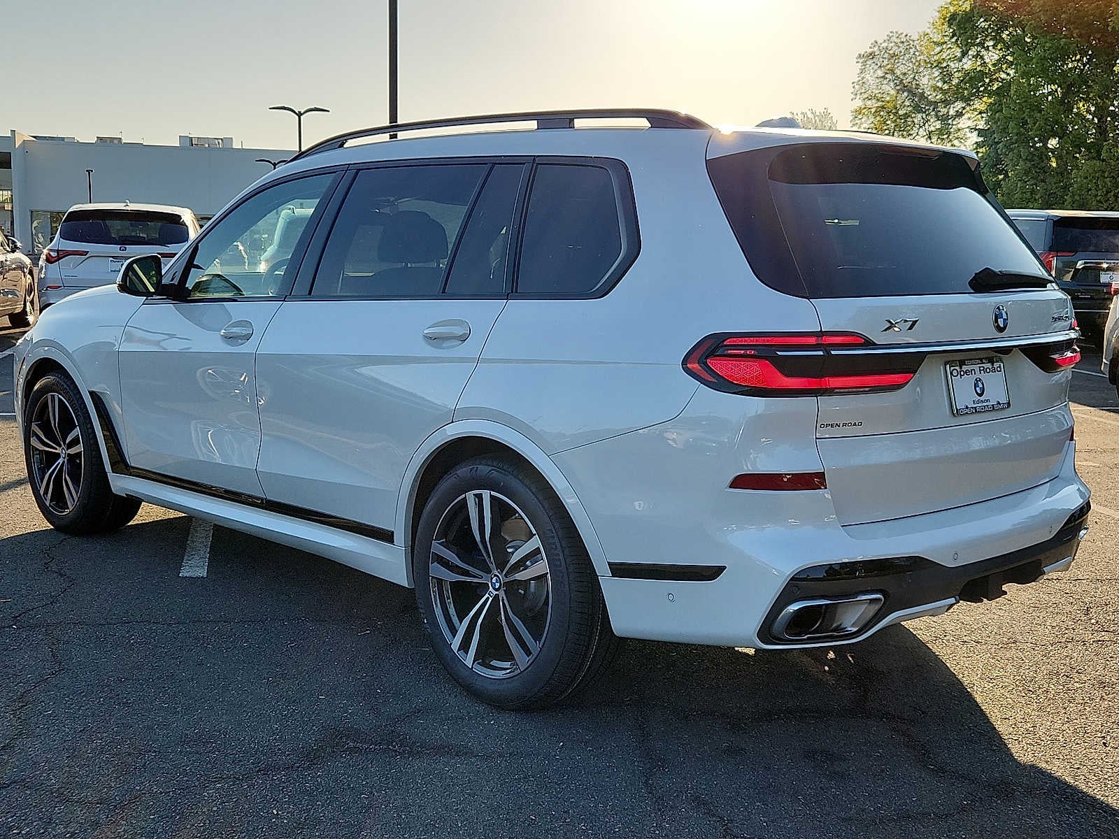 2023 BMW X7 xDrive40i Sports Activity Vehicle