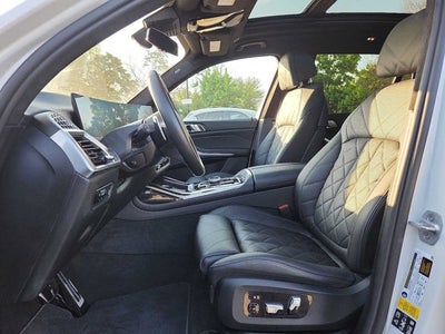 2023 BMW X7 xDrive40i Sports Activity Vehicle