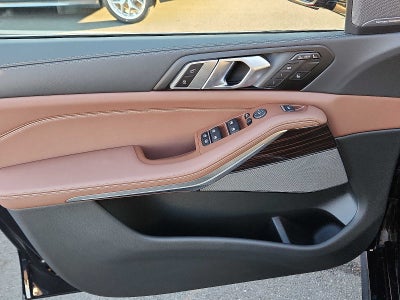 2026 BMW X7 xDrive40i Sports Activity Vehicle