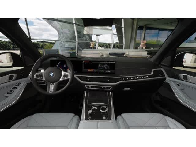 2026 BMW X7 xDrive40i Sports Activity Vehicle