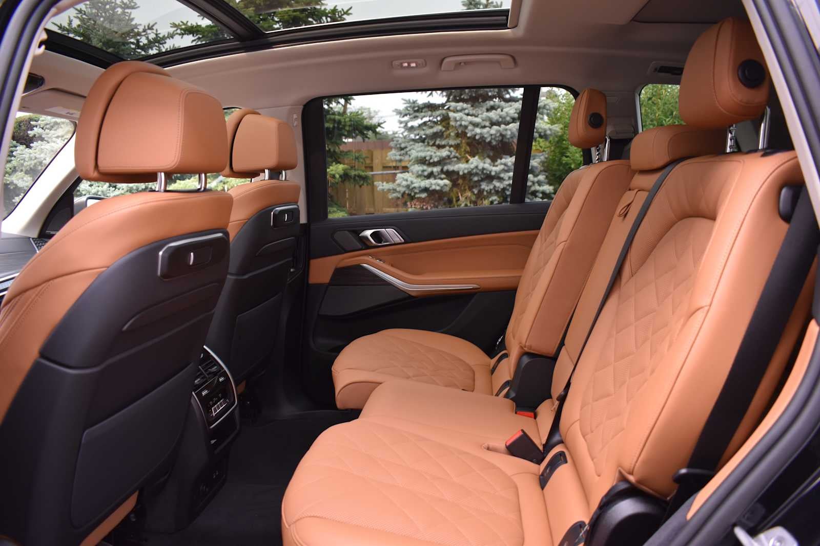 2026 BMW X7 xDrive40i Sports Activity Vehicle