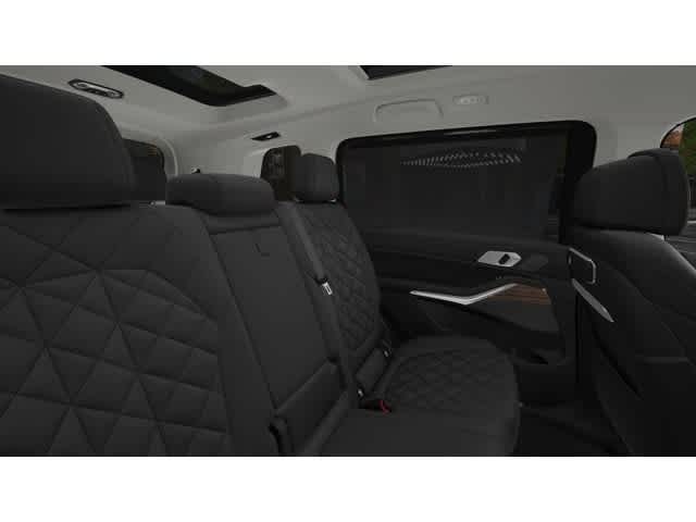 2026 BMW X7 xDrive40i Sports Activity Vehicle