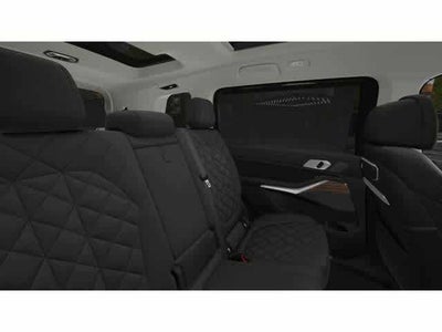 2026 BMW X7 xDrive40i Sports Activity Vehicle