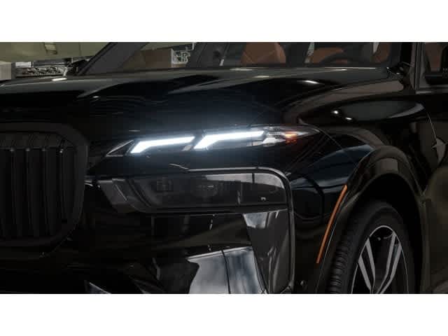 2027 BMW X7 xDrive40i Sports Activity Vehicle