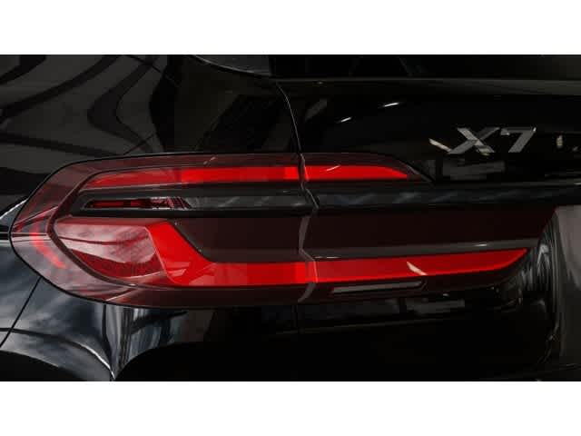 2027 BMW X7 xDrive40i Sports Activity Vehicle