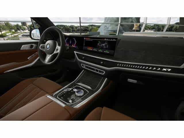 2026 BMW X7 xDrive40i Sports Activity Vehicle