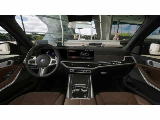 2026 BMW X7 xDrive40i Sports Activity Vehicle