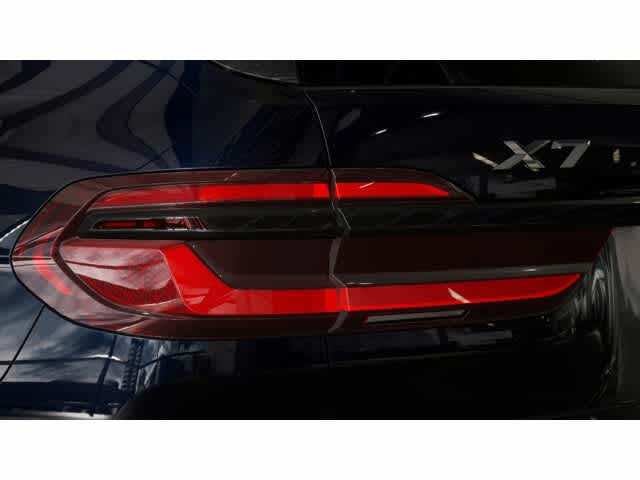 2026 BMW X7 xDrive40i Sports Activity Vehicle