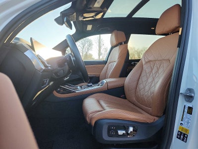 2023 BMW X7 xDrive40i Sports Activity Vehicle