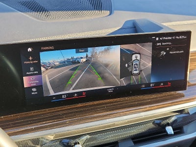 2023 BMW X7 xDrive40i Sports Activity Vehicle