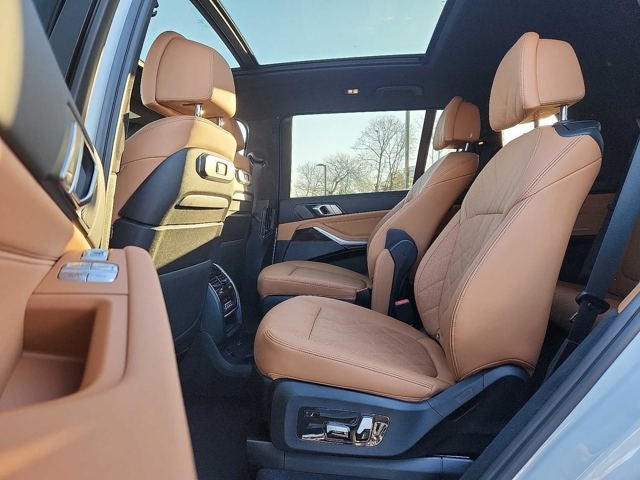 2023 BMW X7 xDrive40i Sports Activity Vehicle