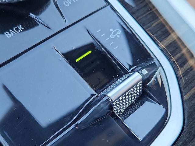 2023 BMW X7 xDrive40i Sports Activity Vehicle