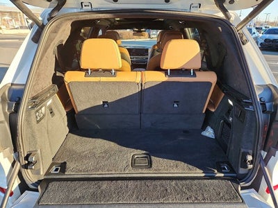 2023 BMW X7 xDrive40i Sports Activity Vehicle