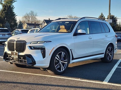 2023 BMW X7 xDrive40i Sports Activity Vehicle