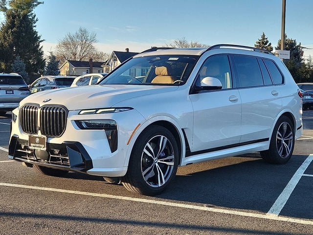 2023 BMW X7 xDrive40i Sports Activity Vehicle