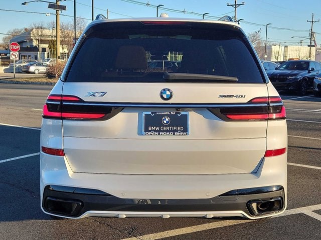 2023 BMW X7 xDrive40i Sports Activity Vehicle