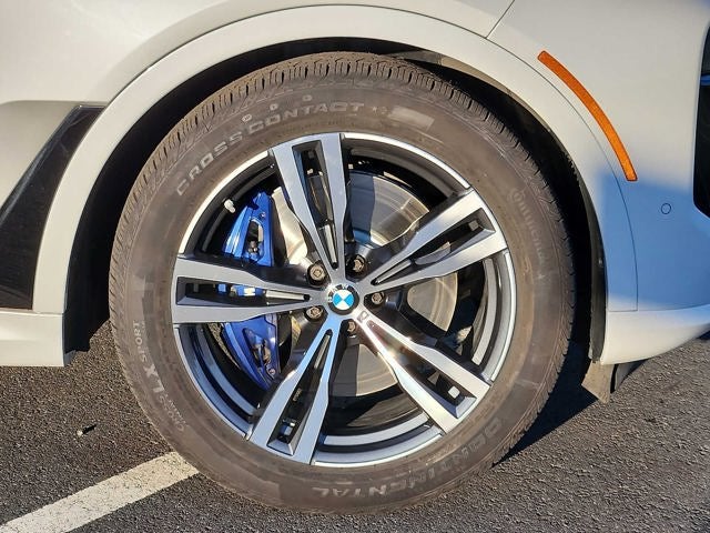2023 BMW X7 xDrive40i Sports Activity Vehicle