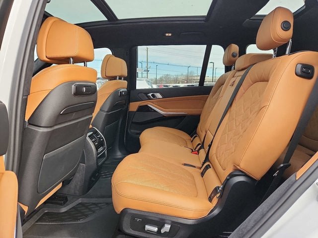 2024 BMW X7 xDrive40i Sports Activity Vehicle